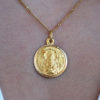 Colgante Oro 18K V. águila 22mm