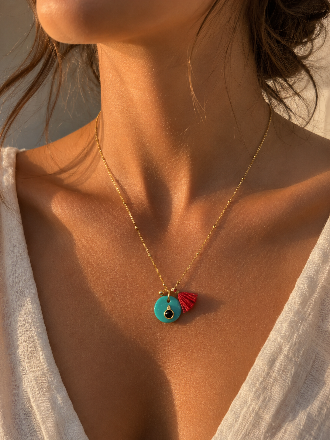 Gargantilla chapada oro 18k circulo flecos