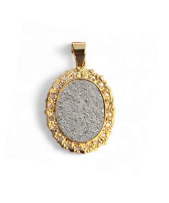 Medalla plata chapado filigrana con cenizas