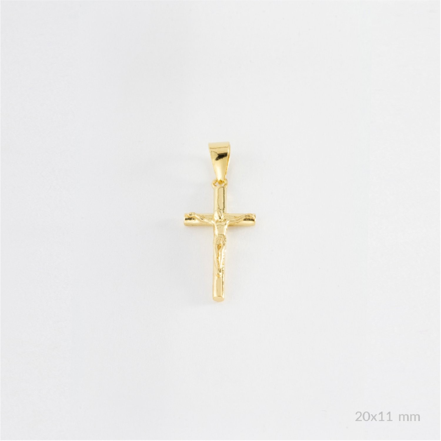 Colgante cruz con cristo plata de ley chapado