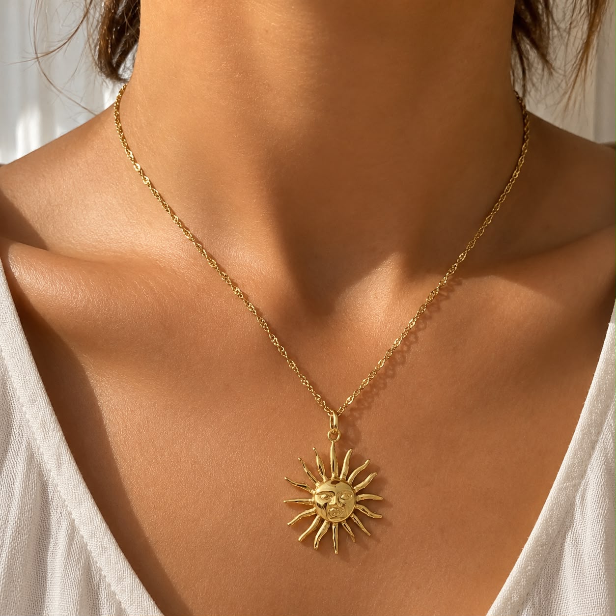 Gargantilla chapada oro 18k sol